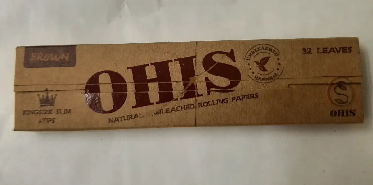 Feuille Marron avec Carton